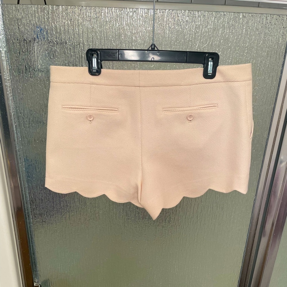 Club Monaco shorts - Picture 2 of 5